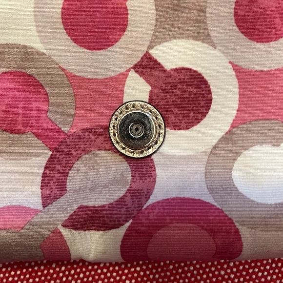 Vintage Coach wristlet/wallet - Picture 7 of 7